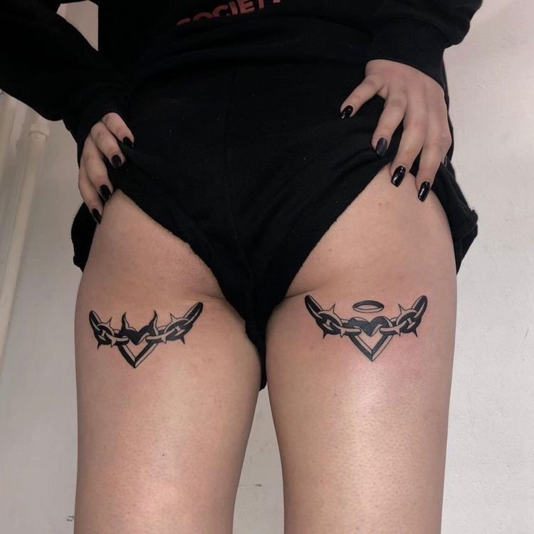 Mẫu hình xăm bắp đùi