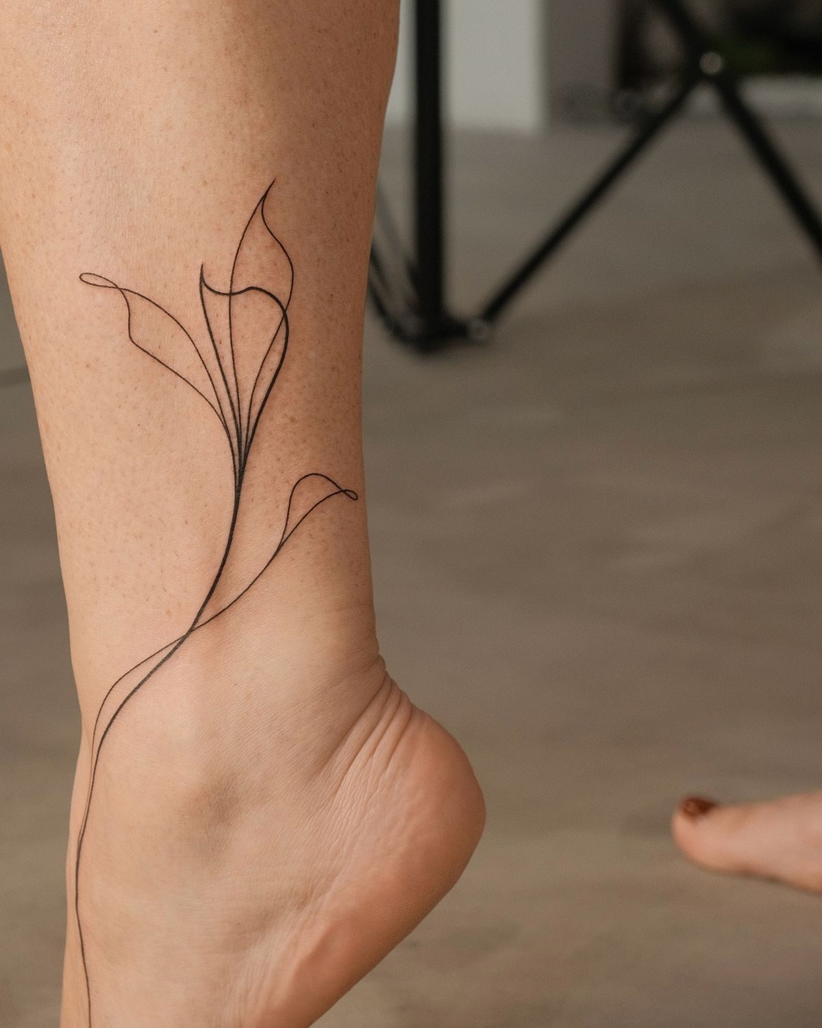 Mẫu hình xăm cổ tay cổ chân