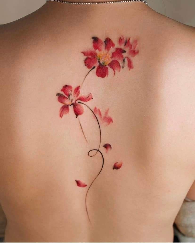 Mẫu hình xăm dọc sống lưng