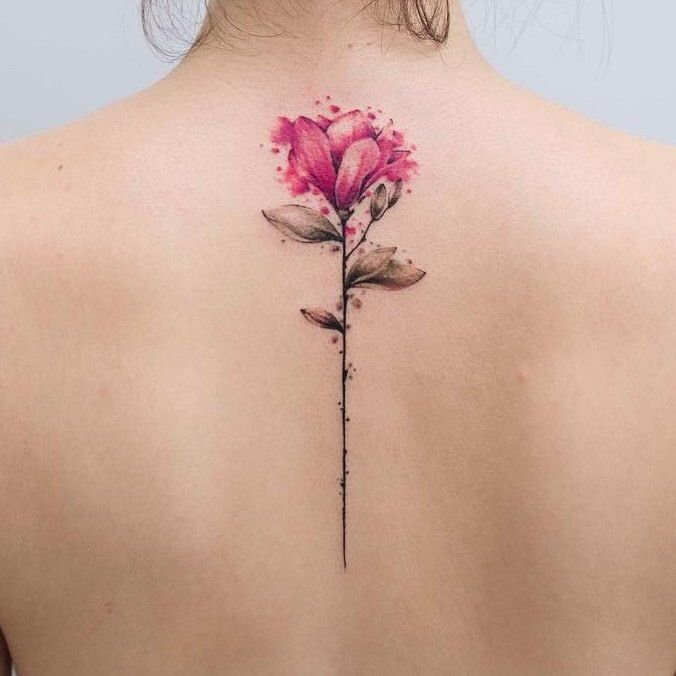 Mẫu hình xăm dọc sống lưng