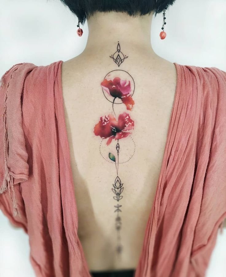 Mẫu hình xăm dọc sống lưng
