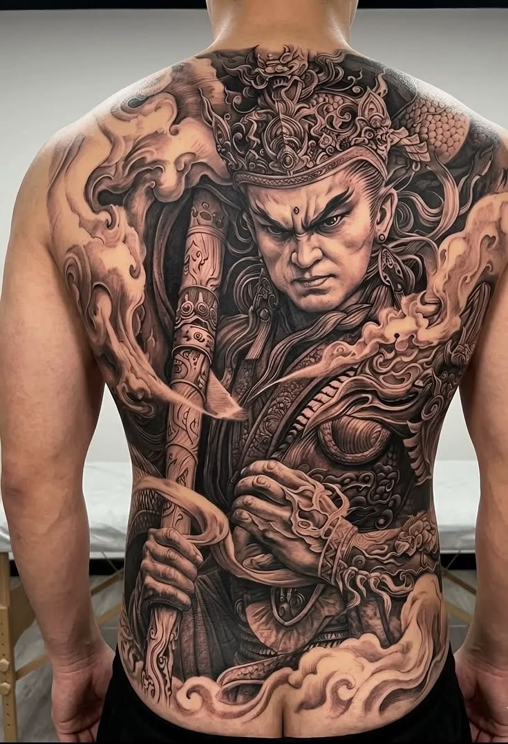 Mẫu hình xăm full lưng nam