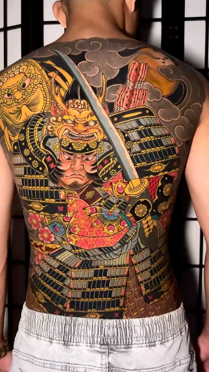 Mẫu hình xăm full lưng nam