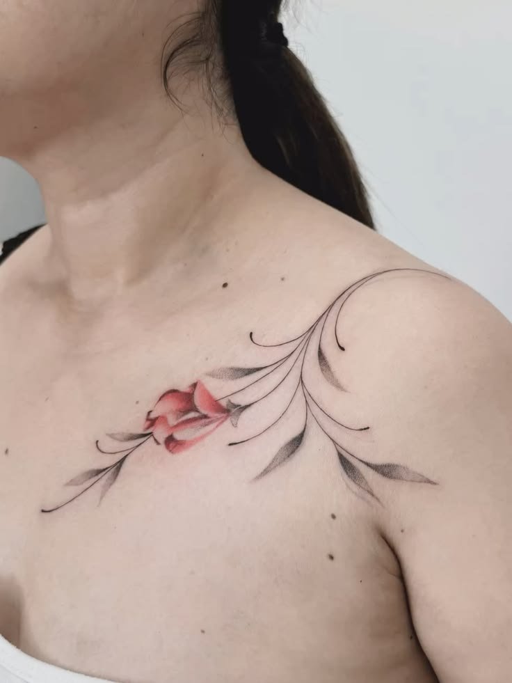 Mẫu hình xăm xương quai xanh cầu vai