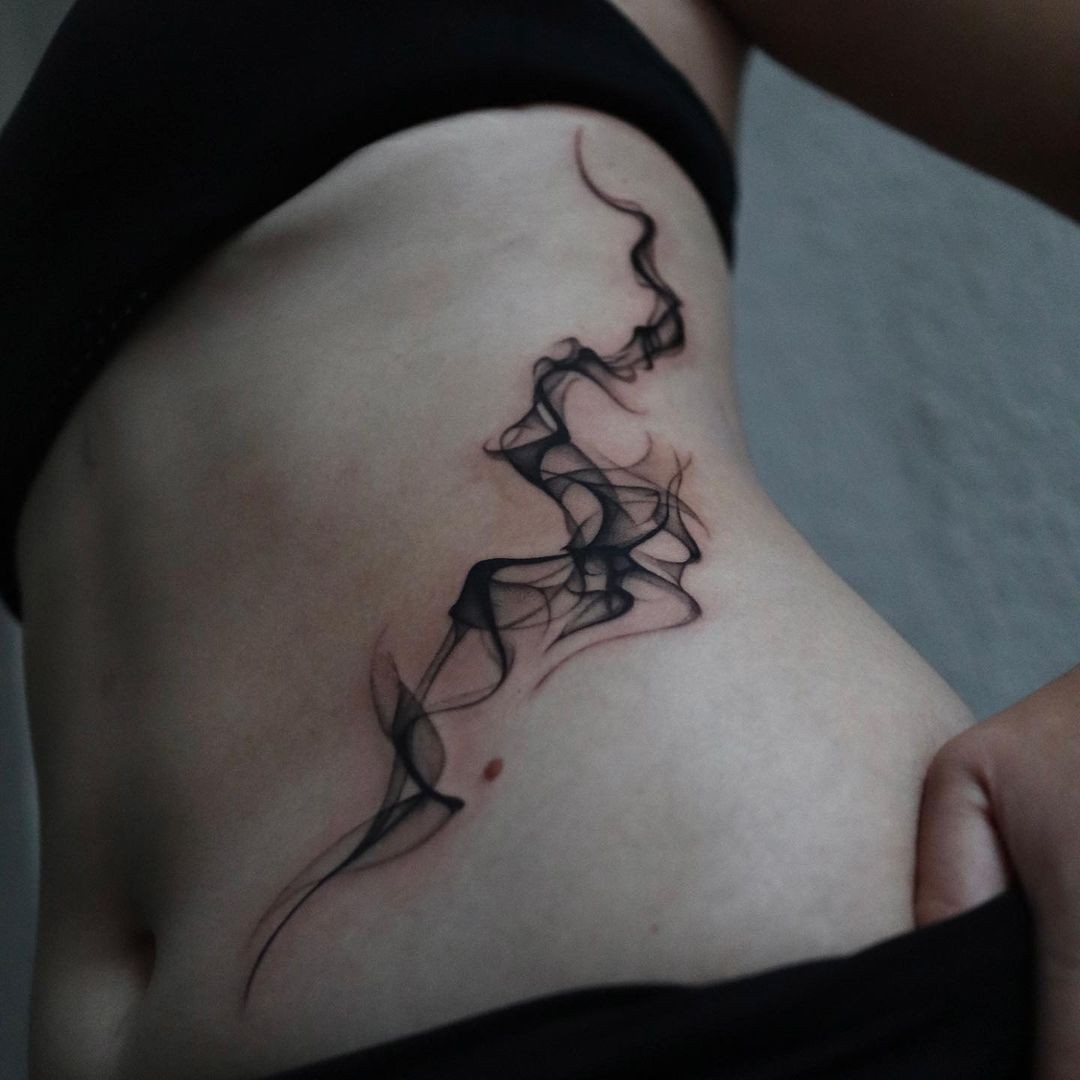 Mẫu hình xăm sườn eo