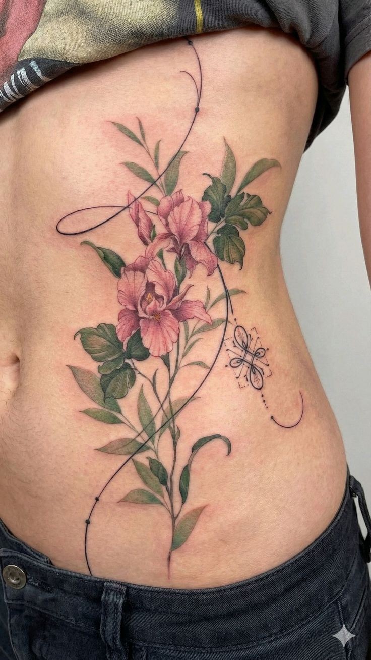 Mẫu hình xăm sườn eo